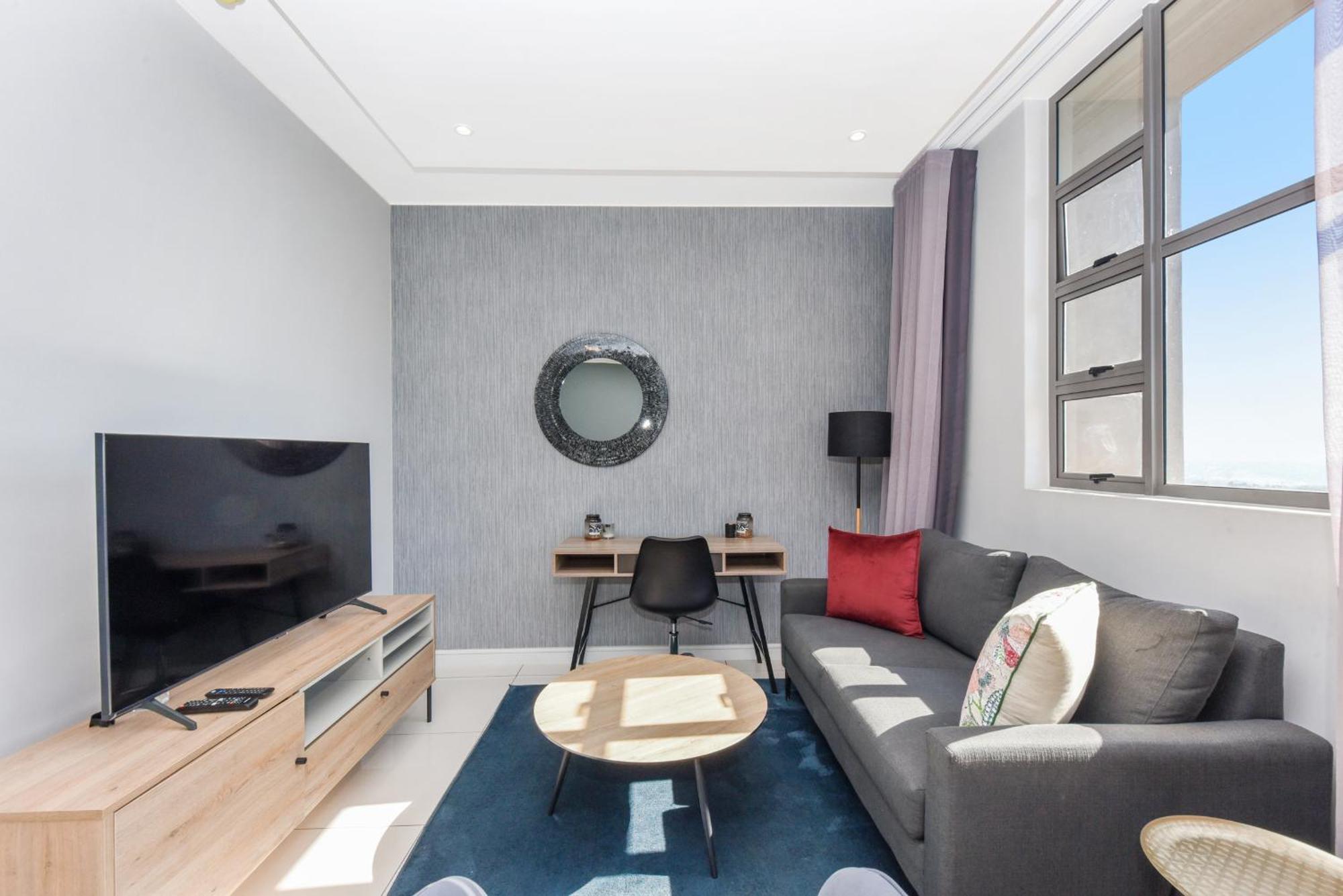 The Median Rosebank Luxury Apartment - Building With Generator Johannesburg Eksteriør bilde