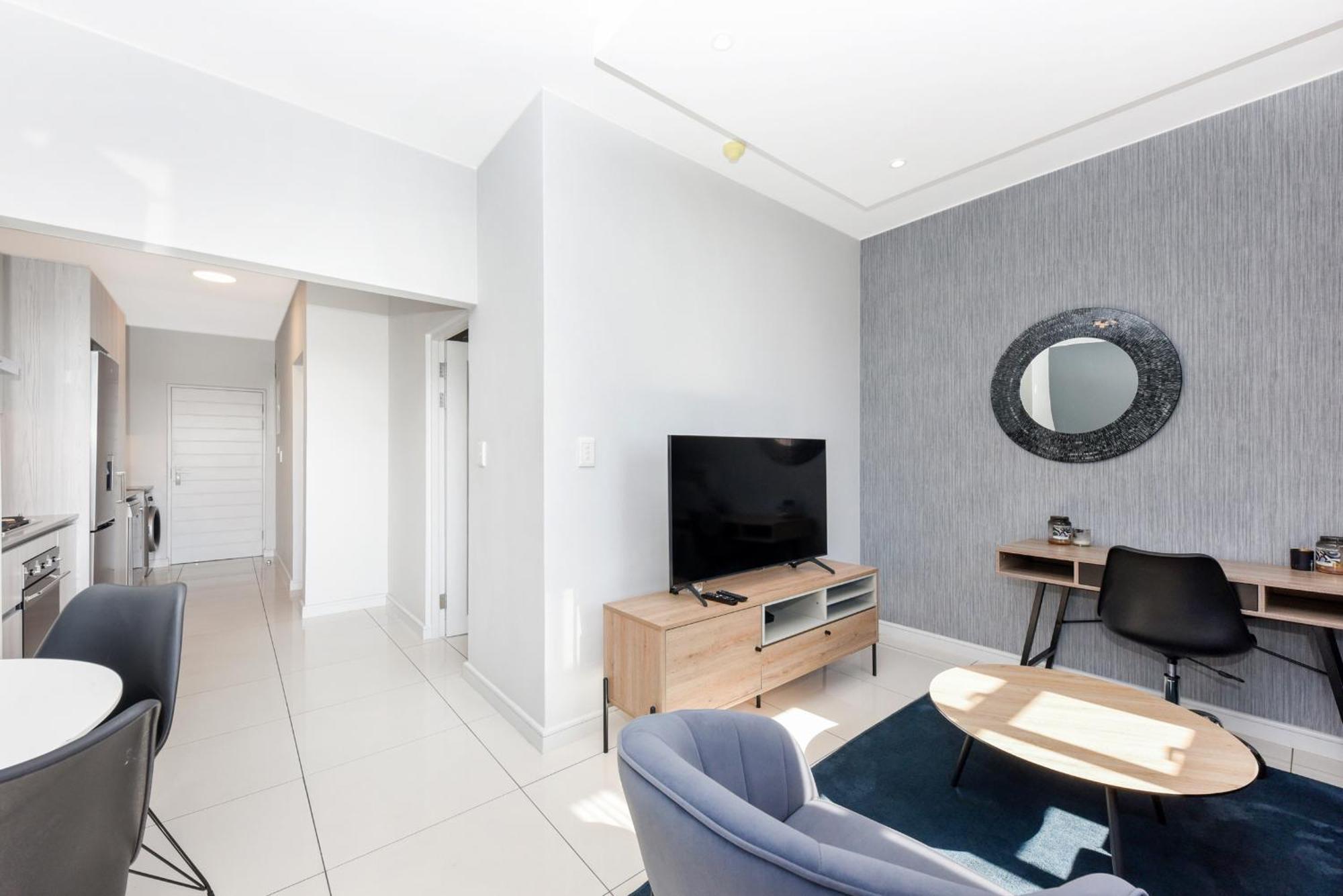 The Median Rosebank Luxury Apartment - Building With Generator Johannesburg Eksteriør bilde