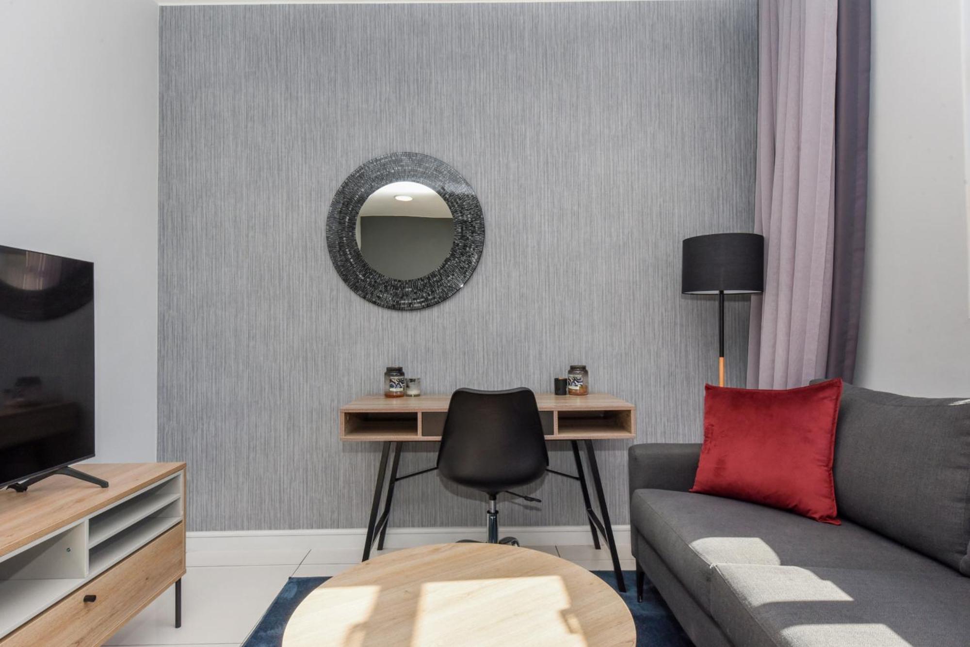 The Median Rosebank Luxury Apartment - Building With Generator Johannesburg Eksteriør bilde